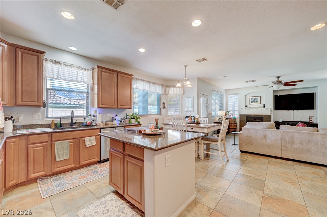 260 Jessica Grove Street, Henderson 89015