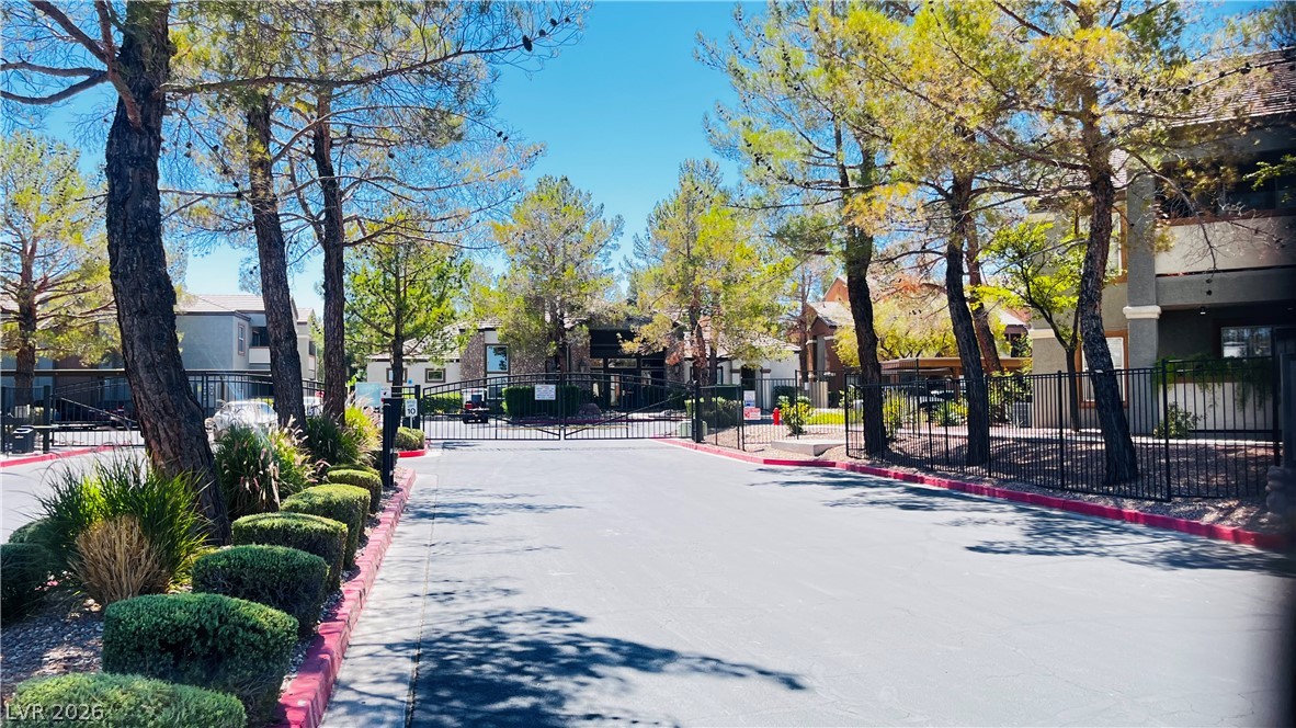 Photo 32 of 39, 555 E Silverado Ranch Boulevard #2038