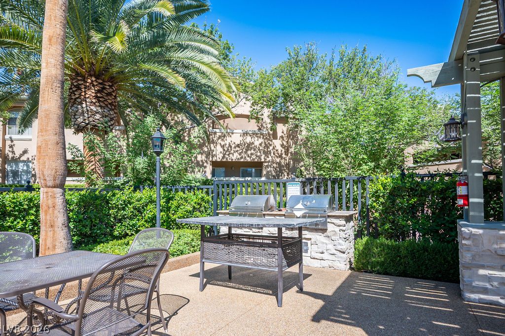 Photo 18 of 96, 8733 Red Brook Drive #203
