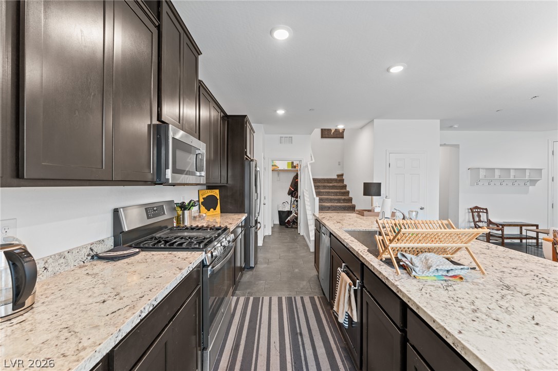 Photo 12 of 28, 1367 Ossa Street #4103