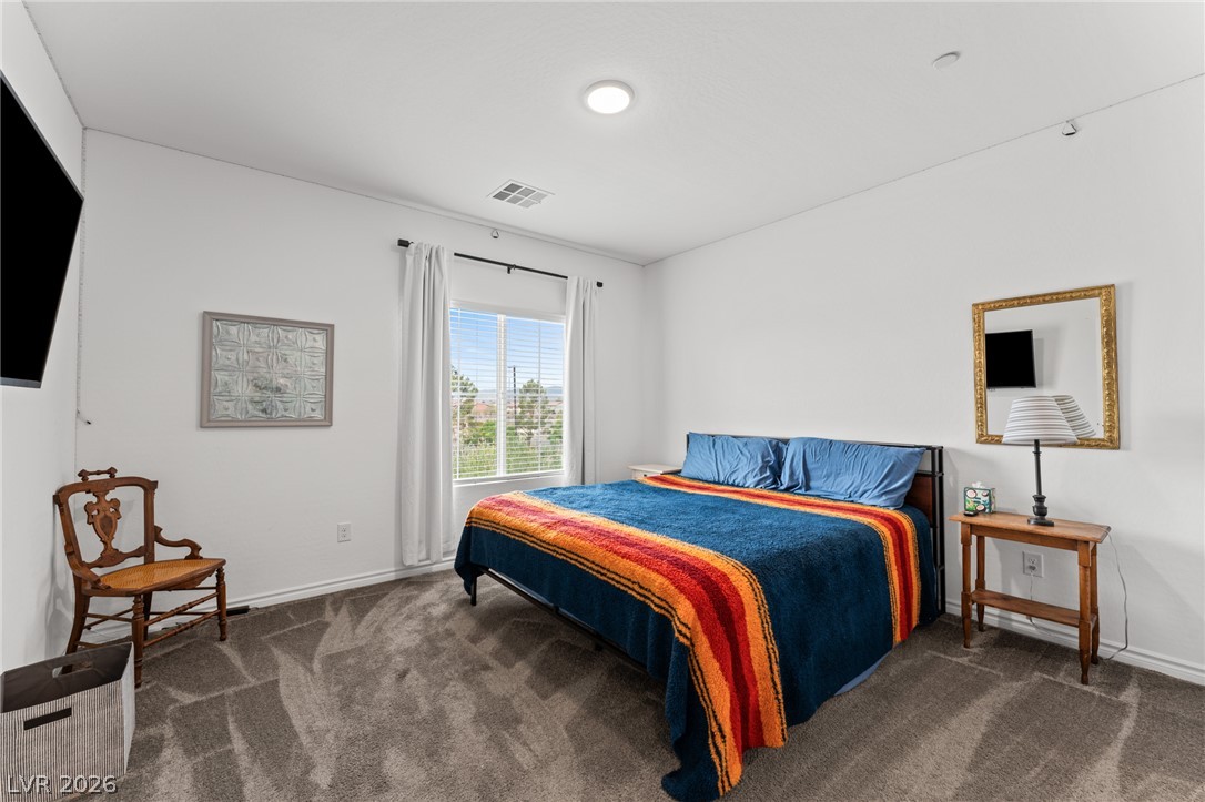 Photo 15 of 28, 1367 Ossa Street #4103