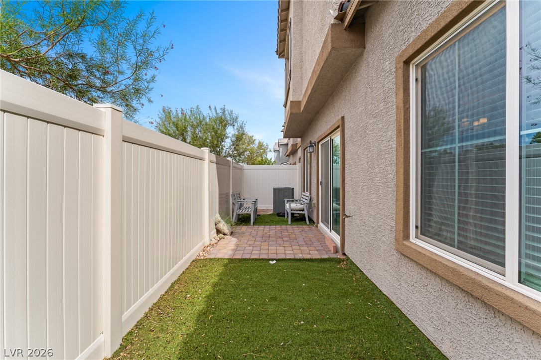 Photo 27 of 28, 1367 Ossa Street #4103