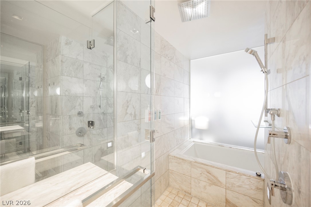 Photo 20 of 25, 4381 W Flamingo Road #2420