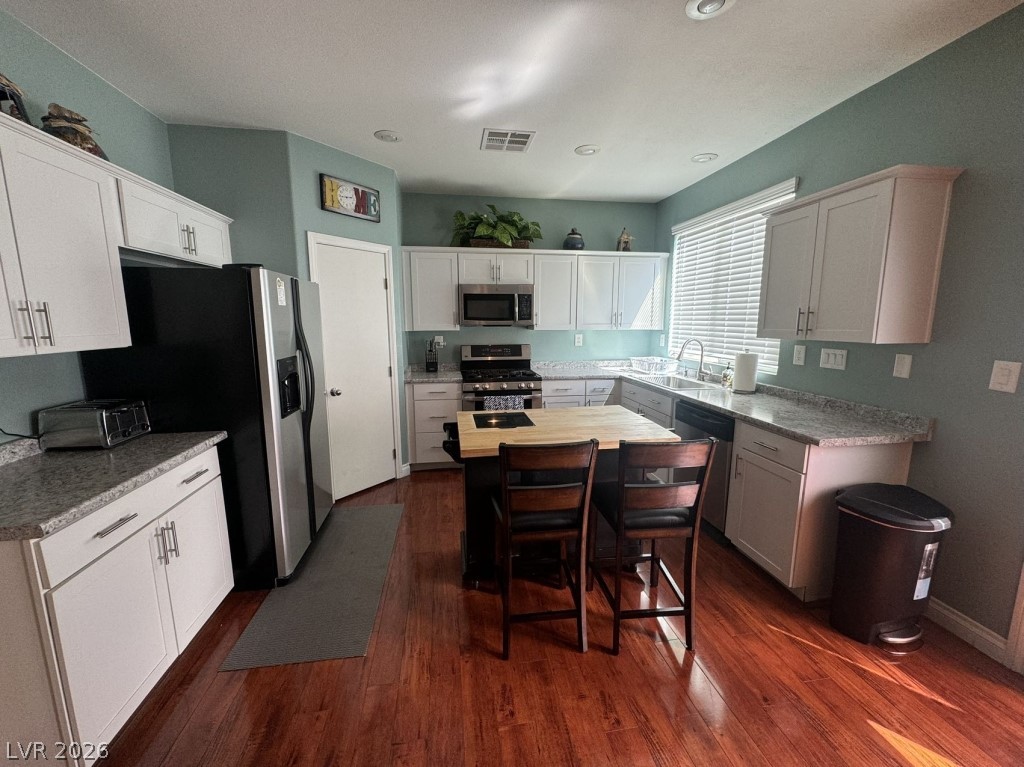 Photo 16 of 50, 9695 Ridgebluff Avenue