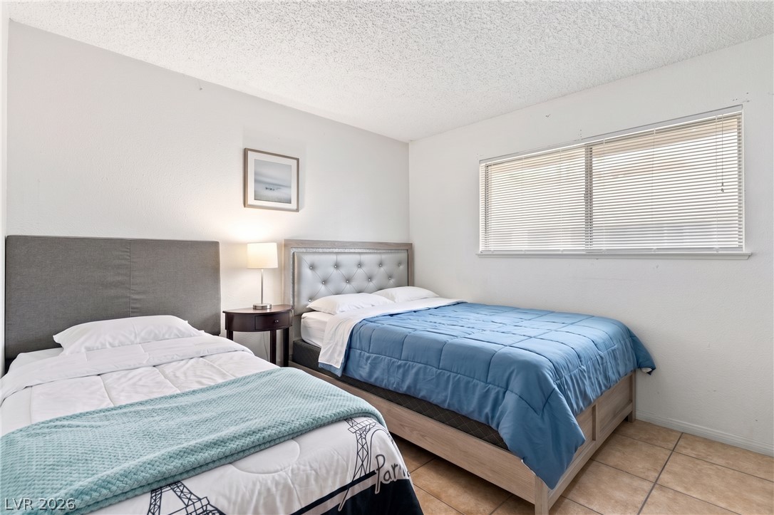 Photo 4 of 6224 Arlington Avenue