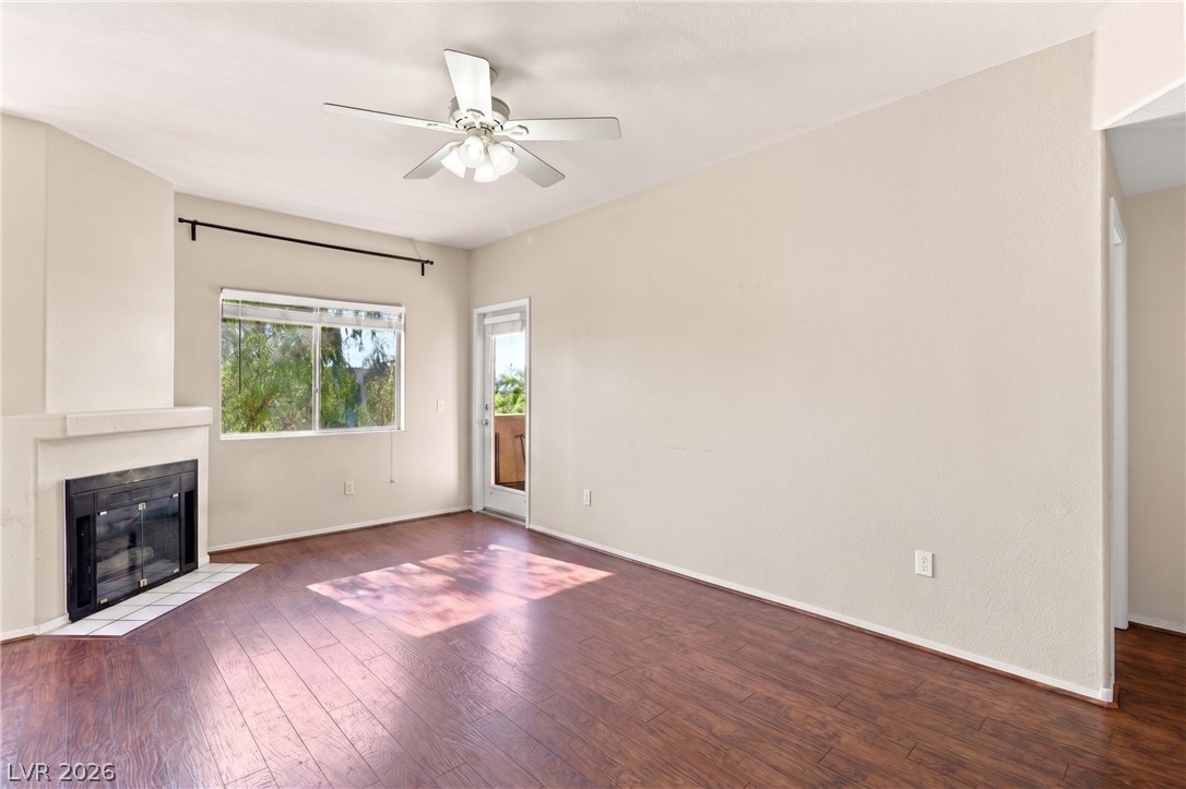 Photo 2 of 1050 E Cactus Avenue #2094