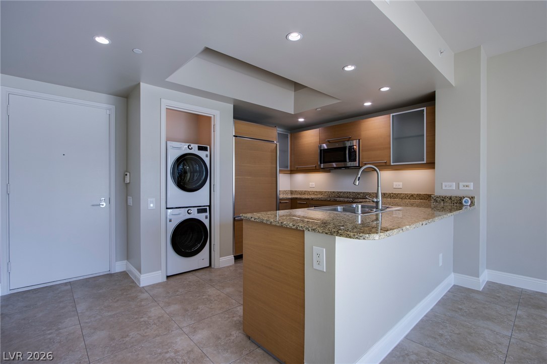 Photo 4 of 222 Karen Avenue #2303