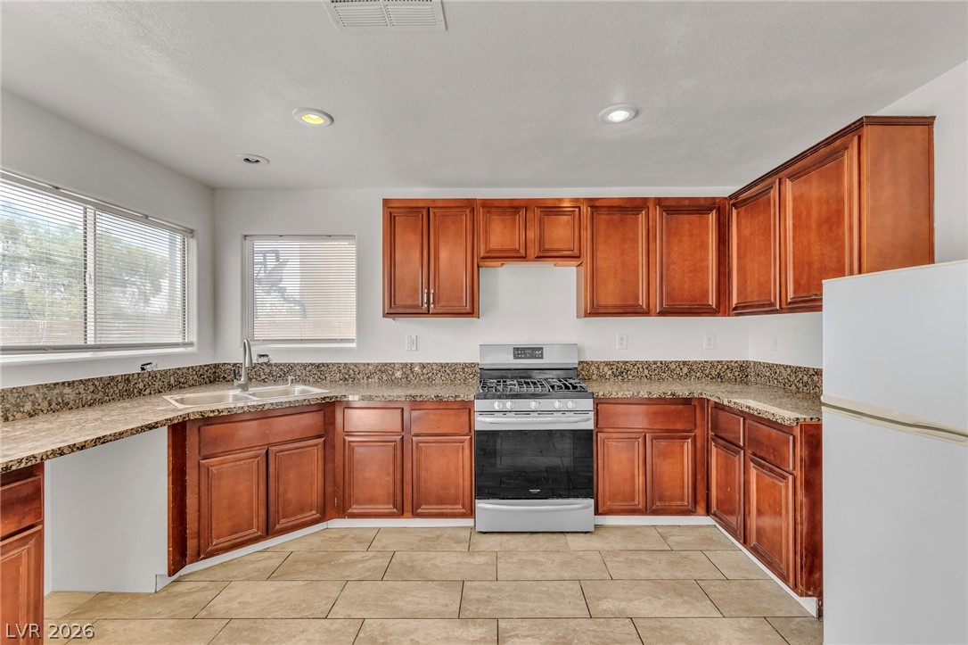 Photo 8 of 42, 3417 Conterra Park Avenue