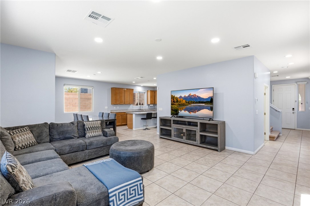 Photo 3 of 6251 Marine Blue Street