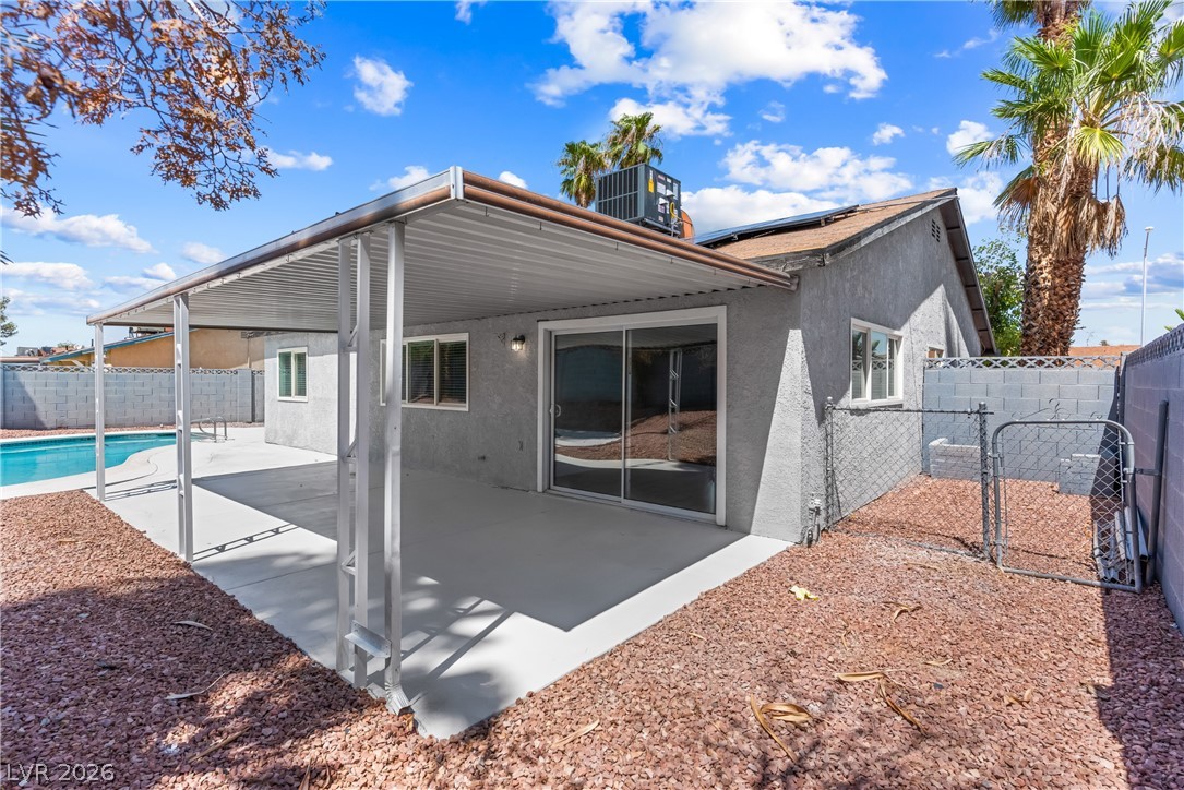 Photo 34 of 38, 3219 Anacapa Way