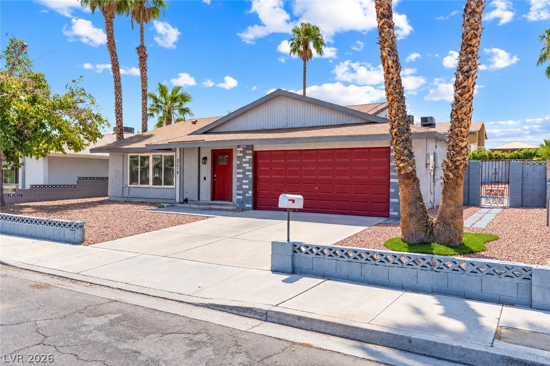 Photo 3 of 3219 Anacapa Way
