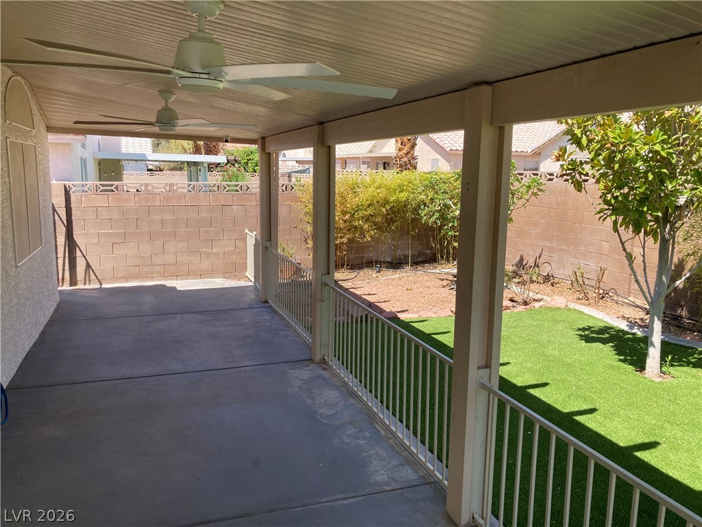 Photo 26 of 32, 7116 Golden Desert Avenue