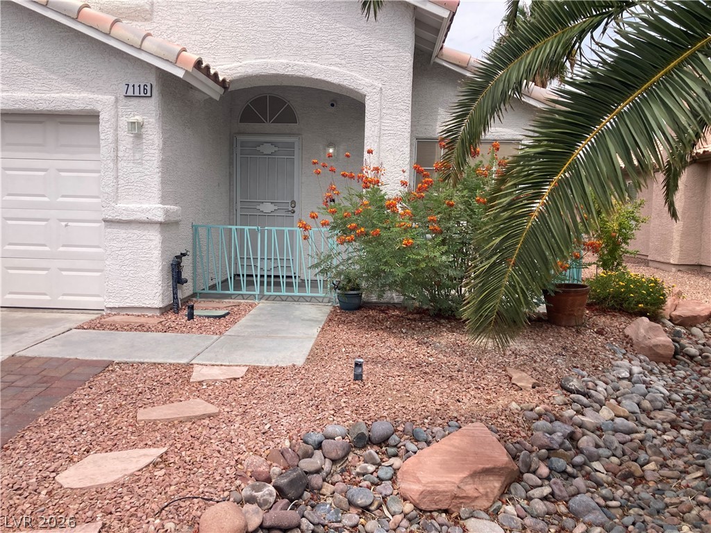Photo 4 of 7116 Golden Desert Avenue