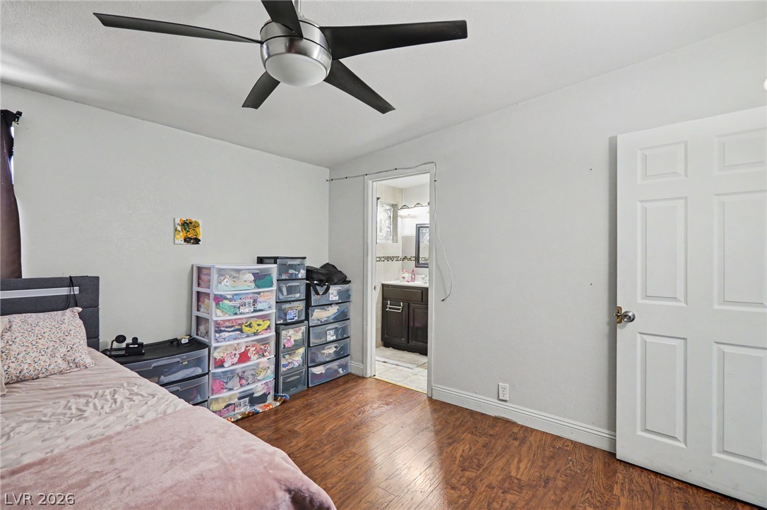 Photo 14 of 18, 3215 Wright Avenue