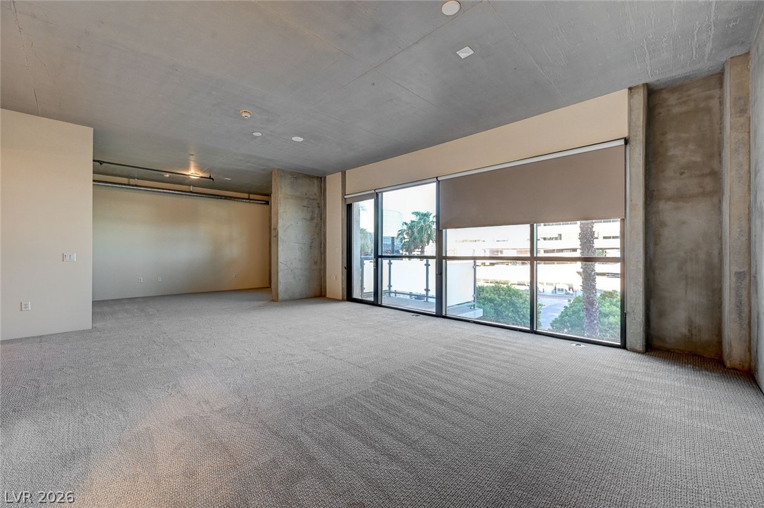Photo 13 of 55, 353 E Bonneville Avenue #369