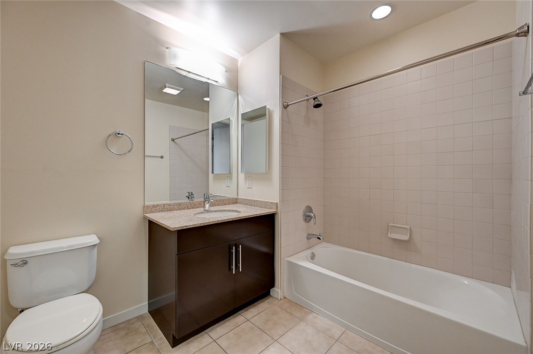 Photo 14 of 55, 353 E Bonneville Avenue #369