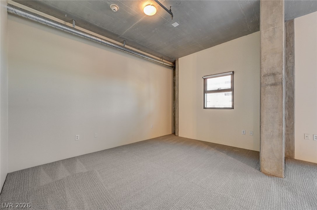 Photo 16 of 55, 353 E Bonneville Avenue #369