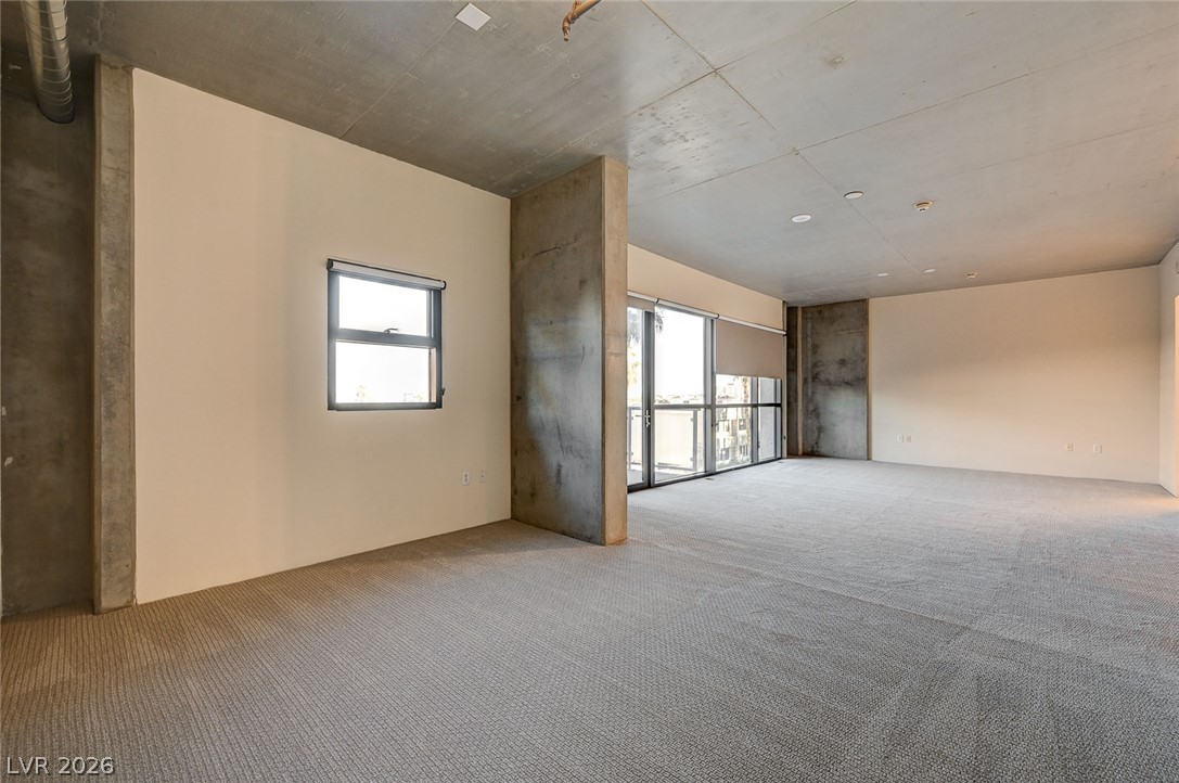 Photo 17 of 55, 353 E Bonneville Avenue #369