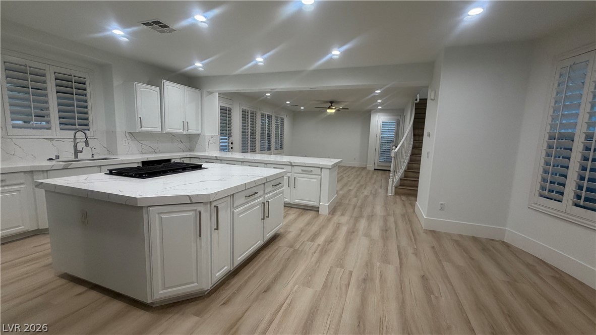 Photo 39 of 71, 11511 NOORS Avenue #0