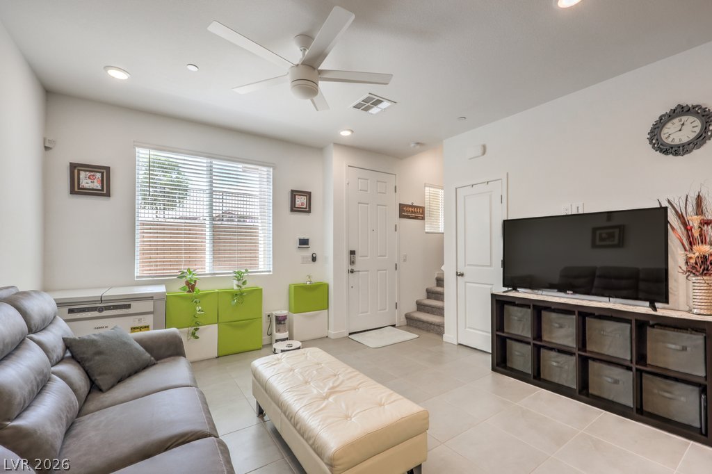 Photo 5 of 172 Freeport View Place