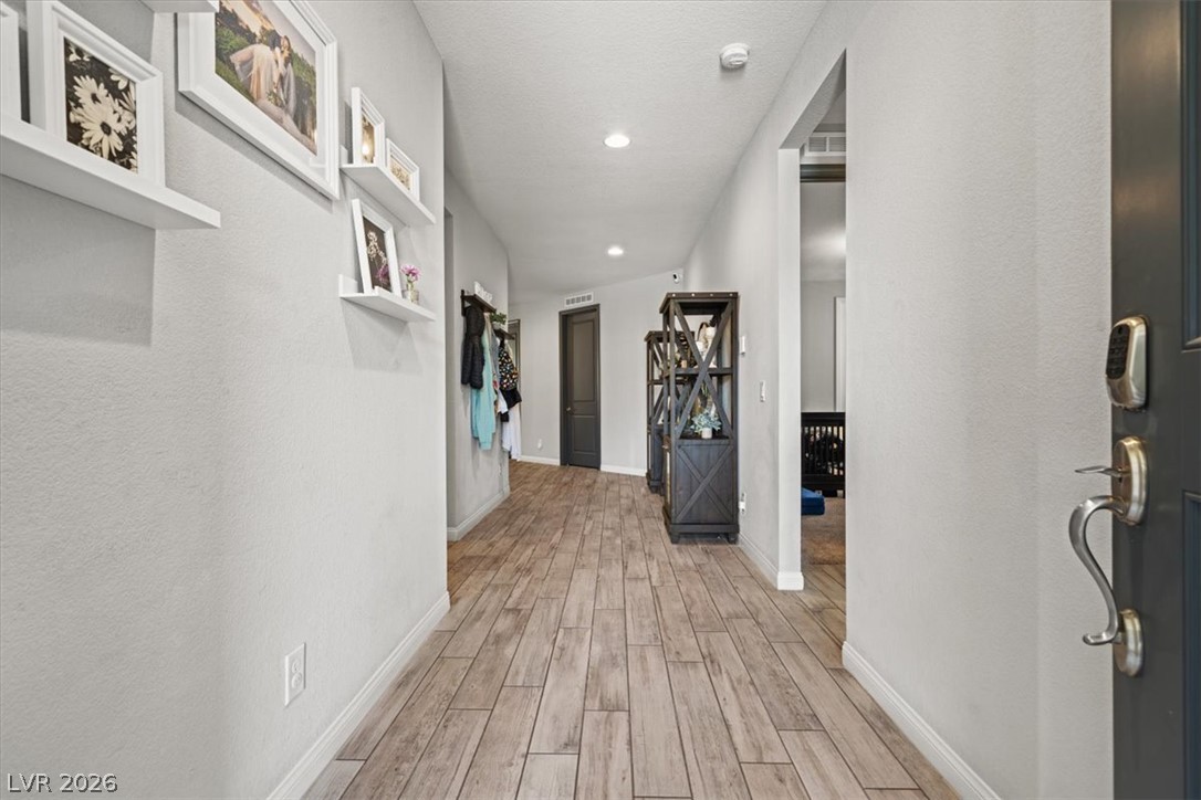 Photo 7 of 49, 6320 Regina Ridge Street