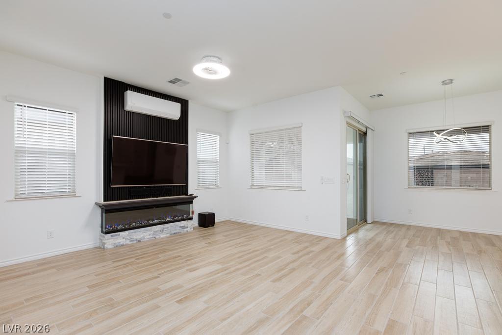 Photo 9 of 27, 689 Monteverdi Peak Street