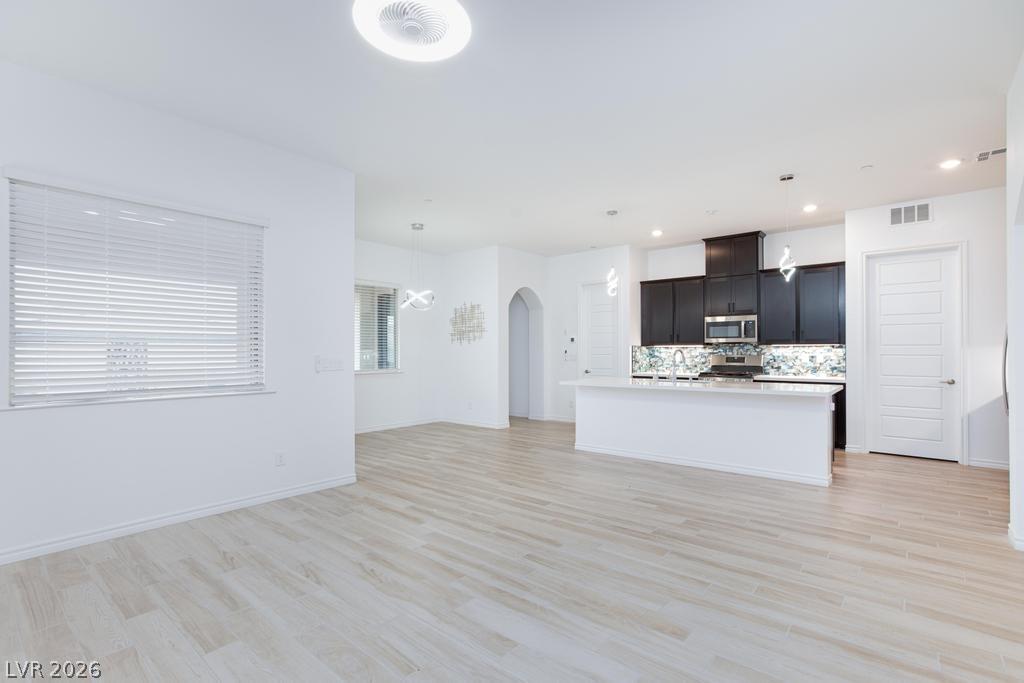 Photo 5 of 689 Monteverdi Peak Street
