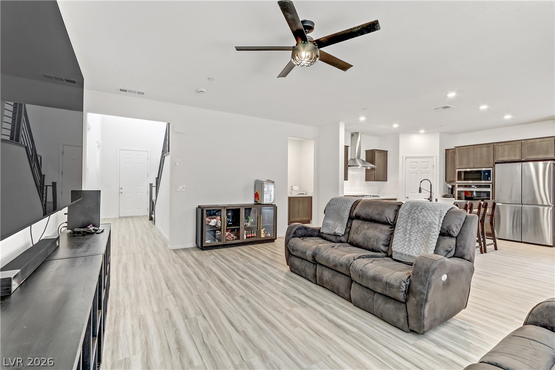 Photo 5 of 10964 Oregano Avenue