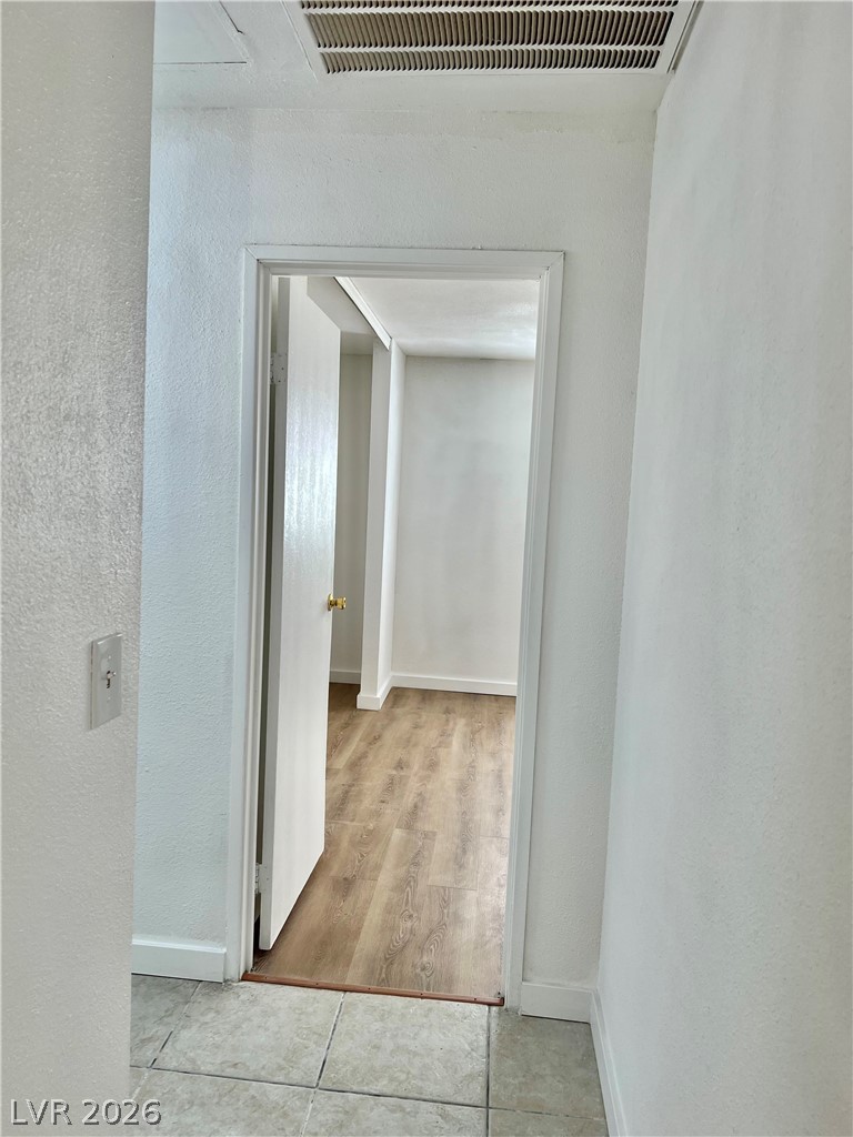 Photo 7 of 21, 5116 Golden Lane #A