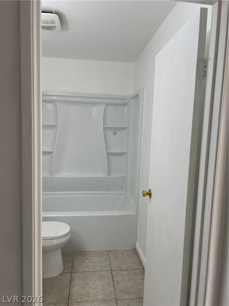Photo 18 of 21, 5116 Golden Lane #A
