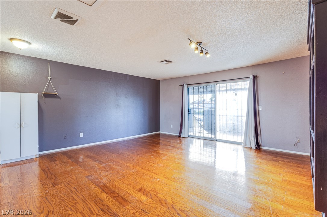 Photo 12 of 17, 3411 Civic Center Drive #A