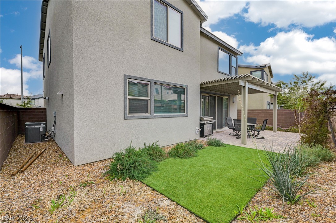 Photo 51 of 59, 6853 Desert Finch Street
