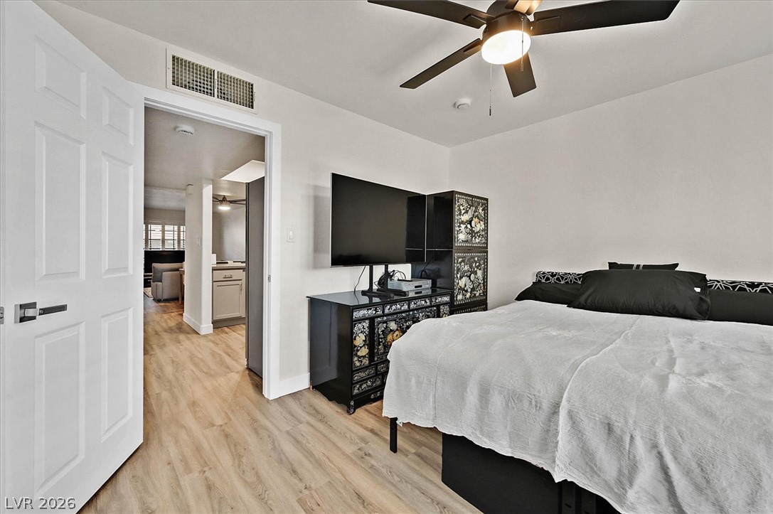 Photo 21 of 25, 2851 S Valley View Boulevard #1141A