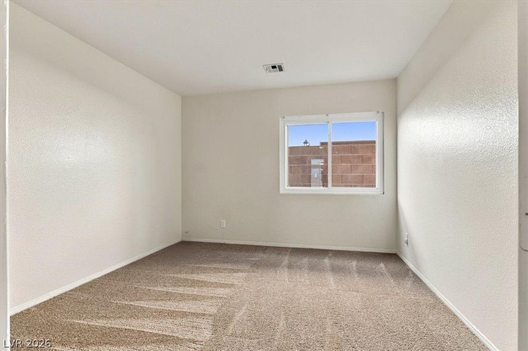 Photo 19 of 41, 924 Sitting Bull Drive