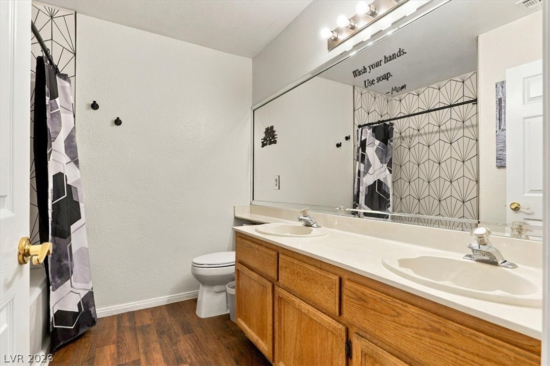 Photo 14 of 41, 924 Sitting Bull Drive