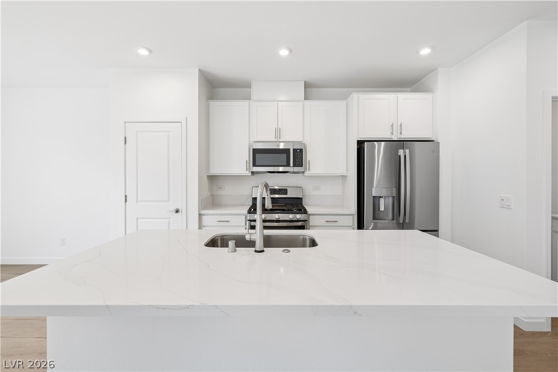 Photo 4 of 9221 Harworth Street