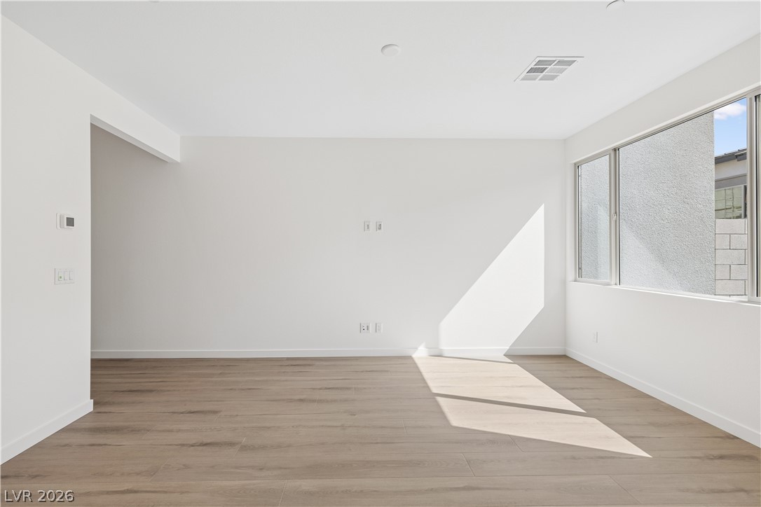 Photo 5 of 9221 Harworth Street