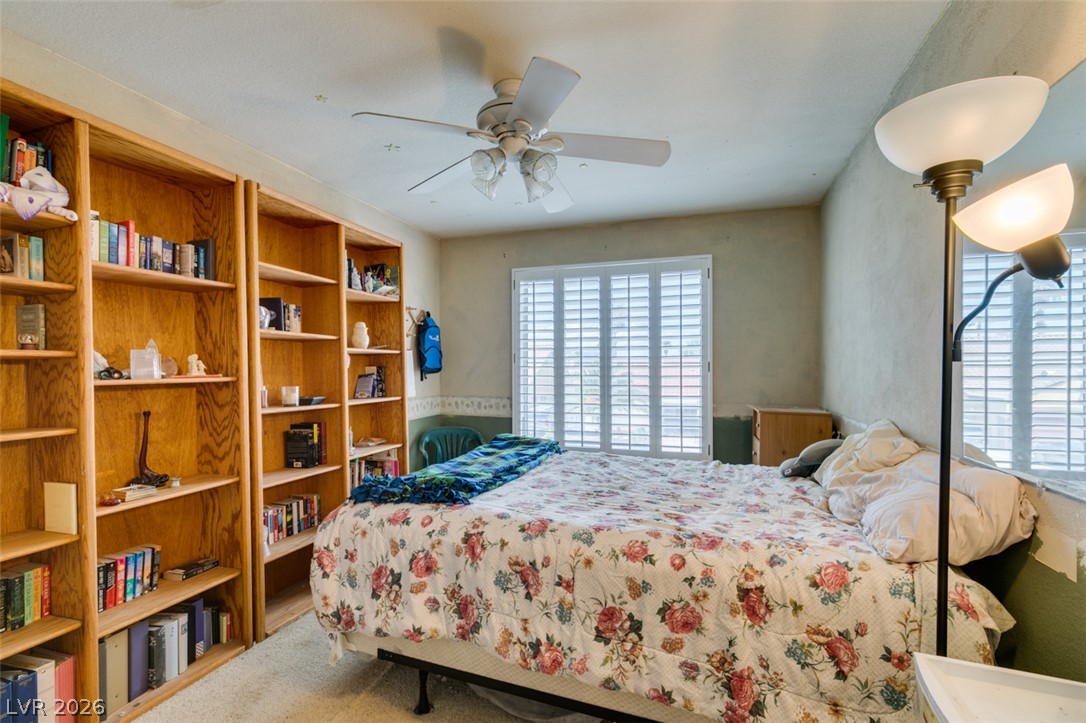Photo 19 of 28, 827 Fuerte Court