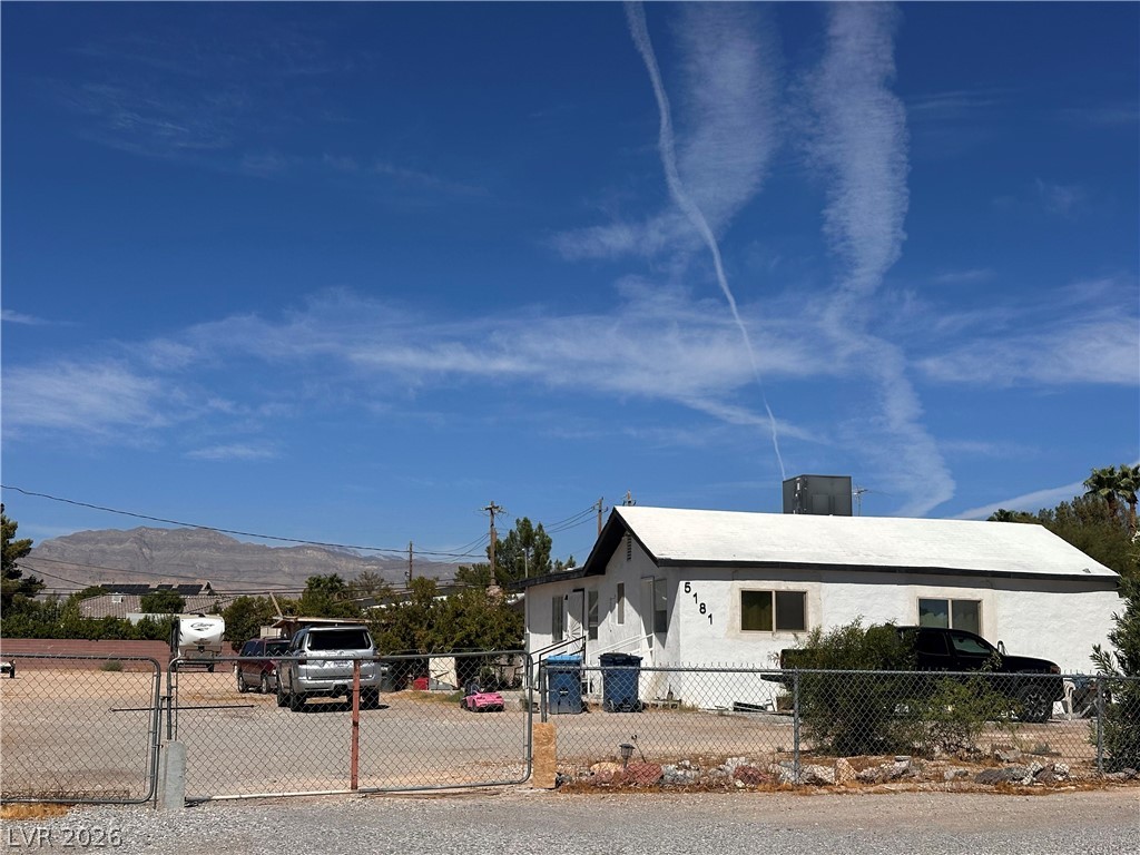 5181 N Tioga Way, Las Vegas 89149