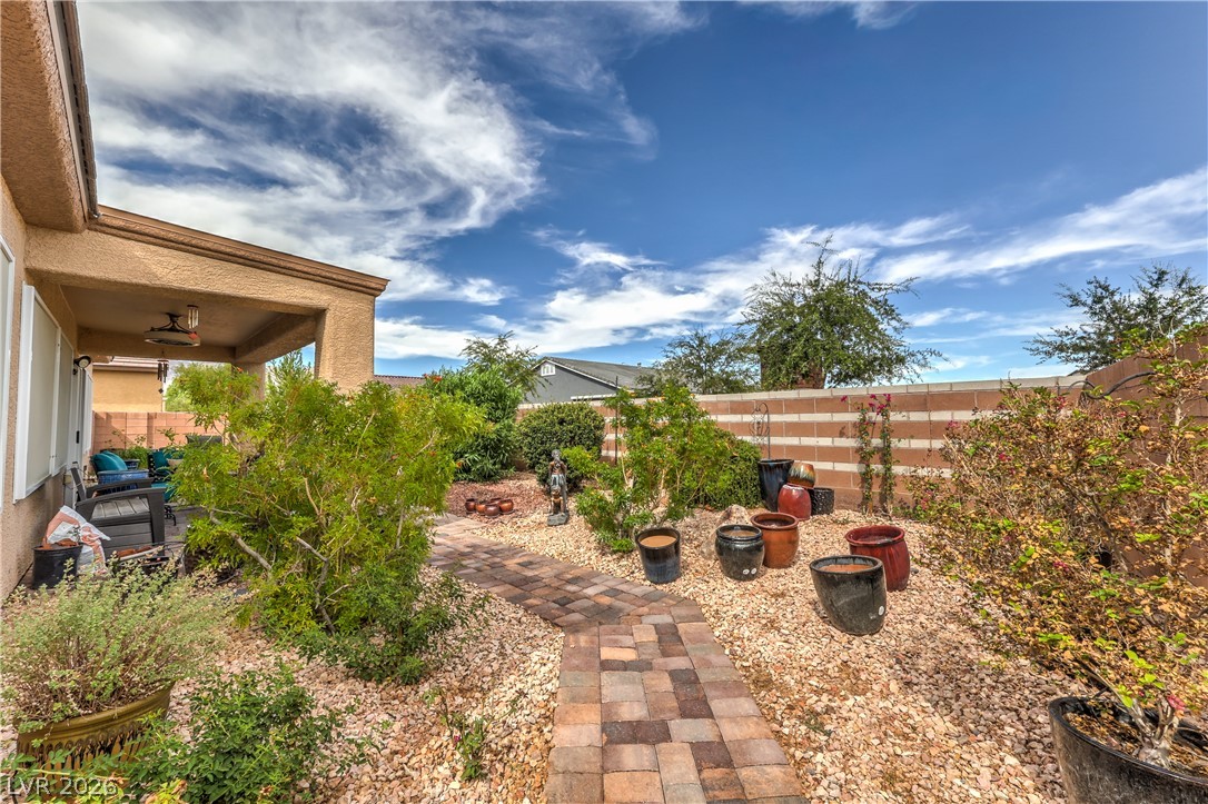 Photo 35 of 48, 7340 Petrel Street