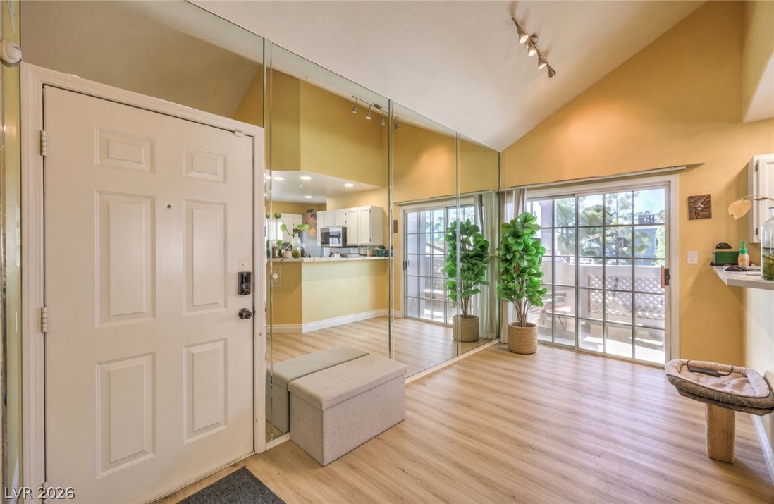 Photo 6 of 22, 2925 Wigwam Parkway #1724