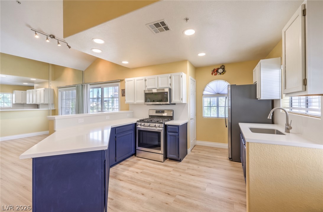 Photo 9 of 22, 2925 Wigwam Parkway #1724