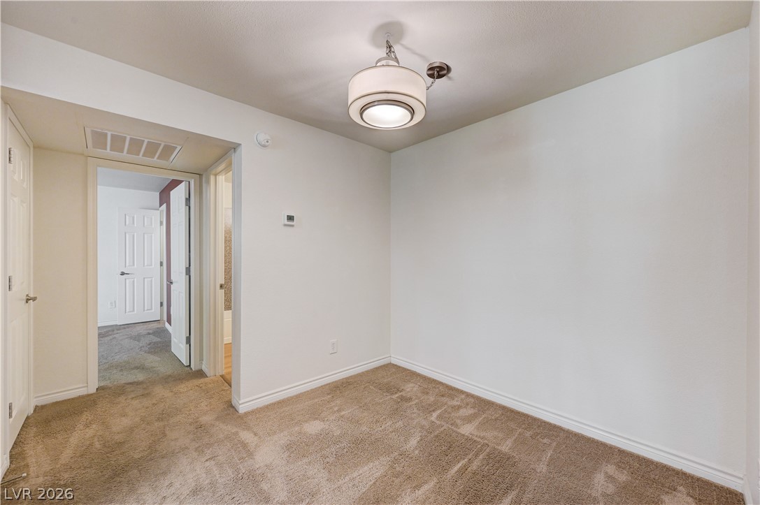 Photo 26 of 30, 2451 N Rainbow Boulevard #2051