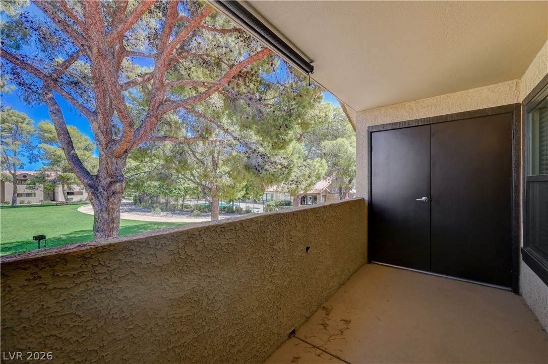 Photo 7 of 30, 2451 N Rainbow Boulevard #2051