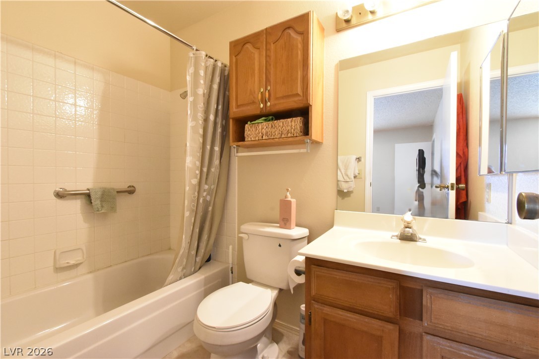 Photo 20 of 31, 5851 Medallion Drive #101