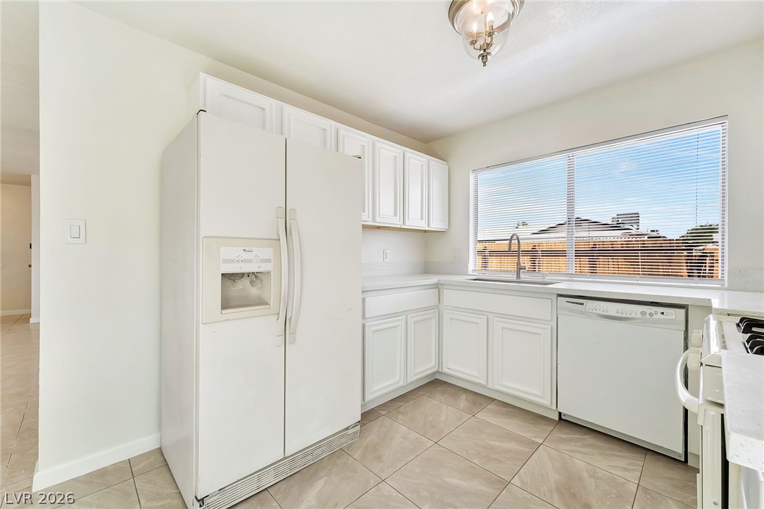 Photo 14 of 34, 4672 Rita Drive