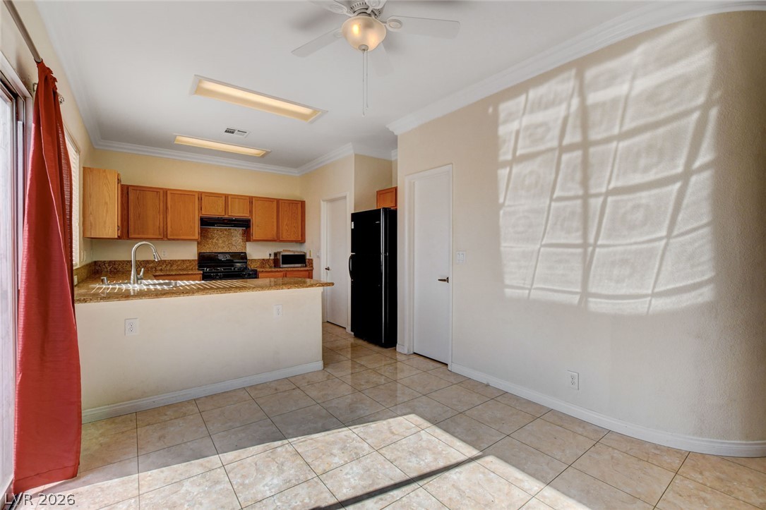 Photo 14 of 45, 7900 Rustic Canyon Court