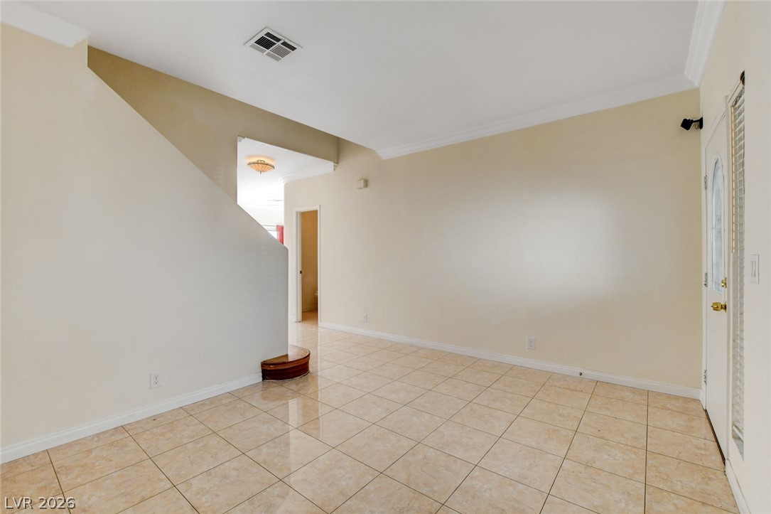 Photo 4 of 7900 Rustic Canyon Court