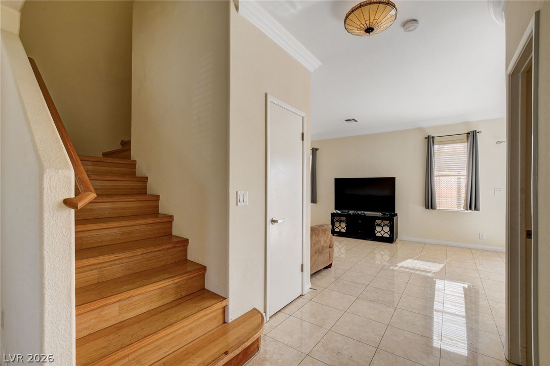Photo 5 of 7900 Rustic Canyon Court