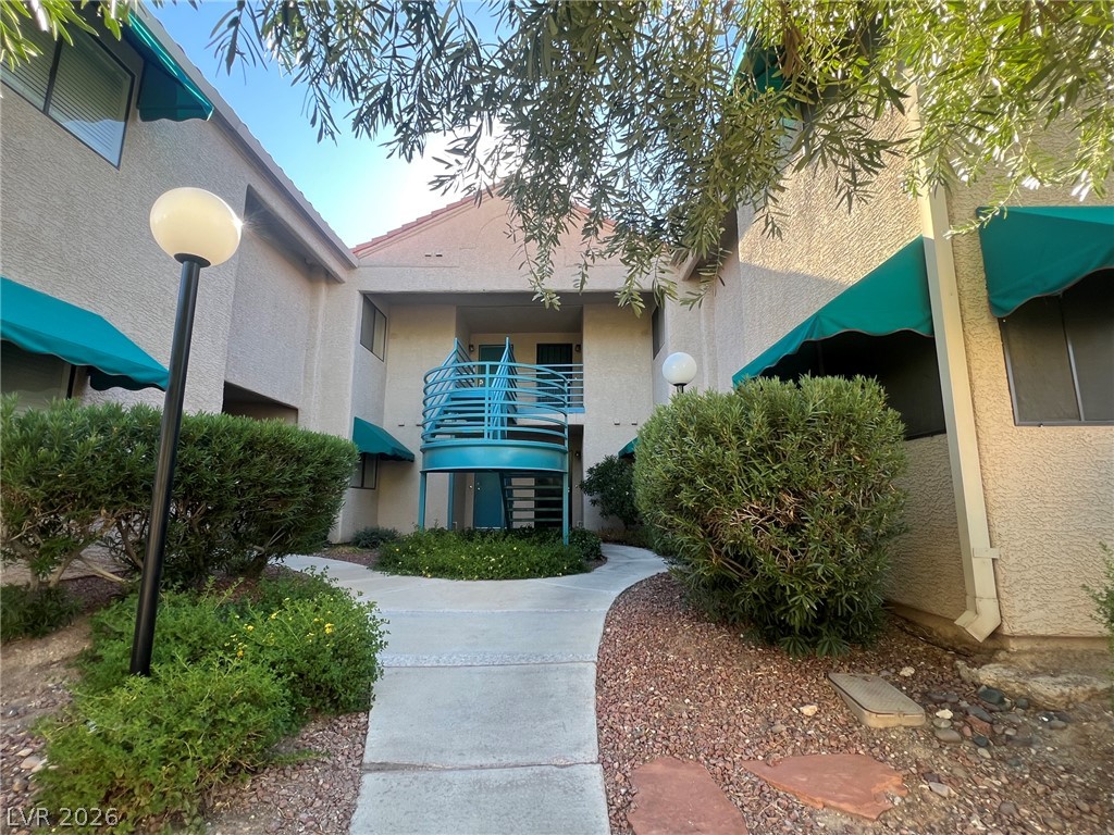 Photo 5 of 4425 Woodpine Drive #103